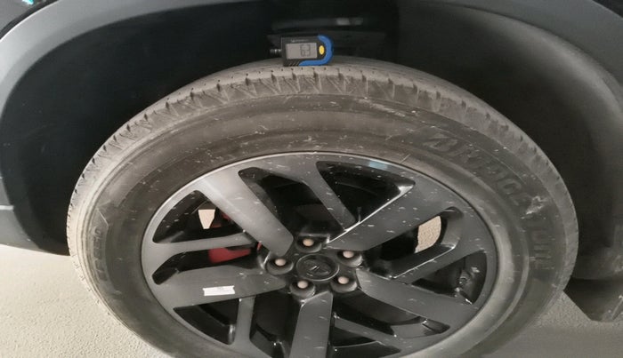 2023 Tata Safari XZA PLUS O RED DARK , Diesel, Automatic, 32,714 km, tyre