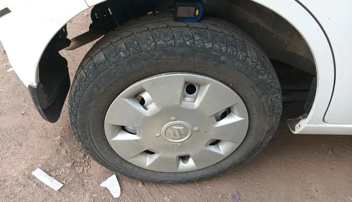 2014 Maruti Wagon R 1.0 LXI CNG, CNG, Manual, 91,651 km, tyre