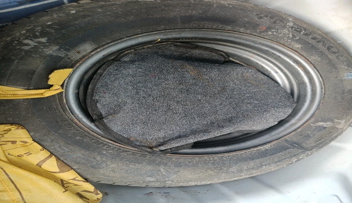 2019 Hyundai NEW SANTRO MAGNA, Petrol, Manual, 27,668 km, tyre