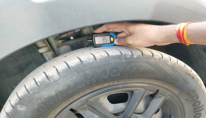 2020 Renault TRIBER RXL MT, Petrol, Manual, 1,61,490 km, tyre