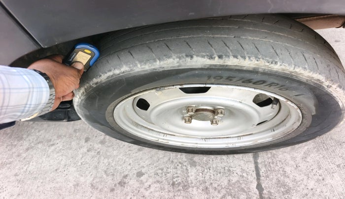 2021 Nissan MAGNITE XE, Petrol, Manual, 71,909 km, tyre