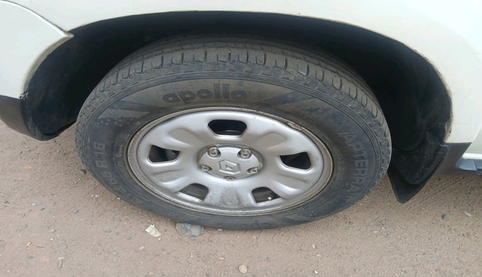 2014 Renault Duster 85 PS RXE DIESEL, Diesel, Manual, 72,003 km, tyre