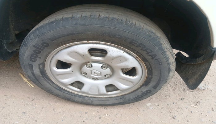 2014 Renault Duster 85 PS RXE DIESEL, Diesel, Manual, 72,003 km, tyre