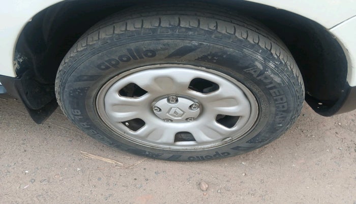 2014 Renault Duster 85 PS RXE DIESEL, Diesel, Manual, 72,003 km, tyre