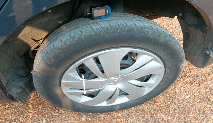 2023 Honda Amaze 1.2L I-VTEC S, Petrol, Manual, 86,703 km, tyre