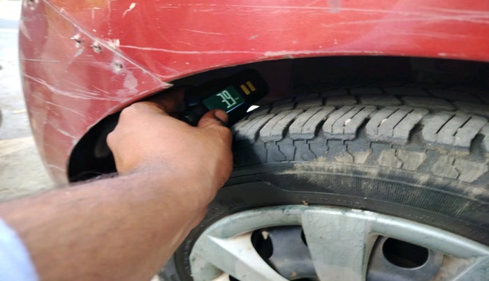 2013 Hyundai Eon MAGNA +, CNG, Manual, 57,215 km, tyre