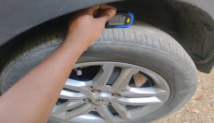 2020 Renault TRIBER RXZ AMT, Petrol, Automatic, 53,020 km, tyre