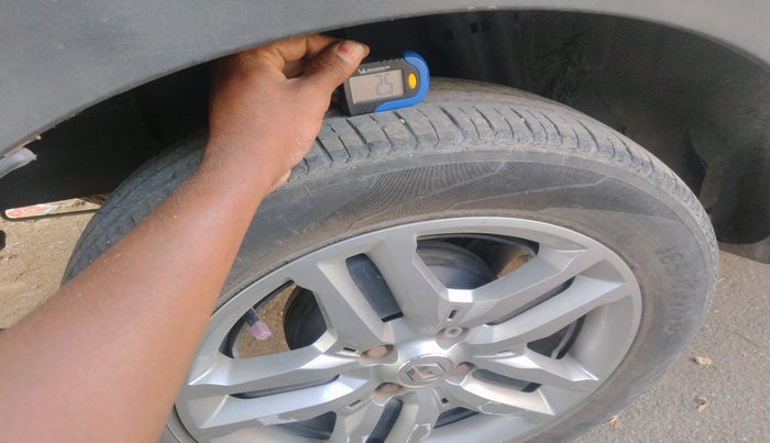 2020 Renault TRIBER RXZ AMT, Petrol, Automatic, 53,020 km, tyre