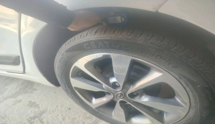 2015 Hyundai Elite i20 ASTA 1.2, Petrol, Manual, 99,497 km, tyre