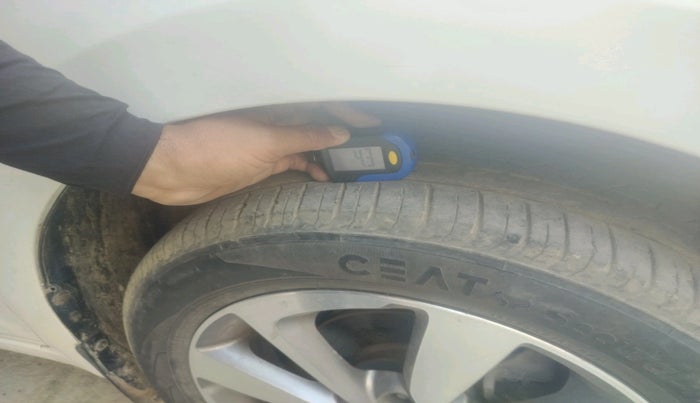 2015 Hyundai Elite i20 ASTA 1.2, Petrol, Manual, 99,497 km, tyre