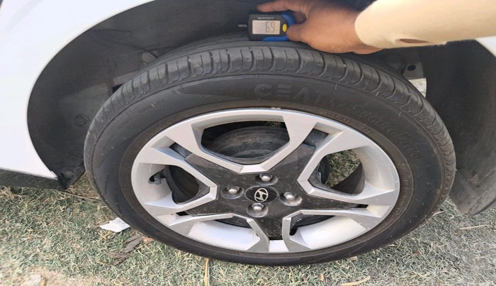 2025 Hyundai NEW I20 SPORTZ 1.2 MT, Petrol, Manual, 1,541 km, tyre