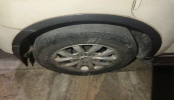 2015 Mahindra XUV500 W10, Diesel, Manual, 99,927 km, tyre