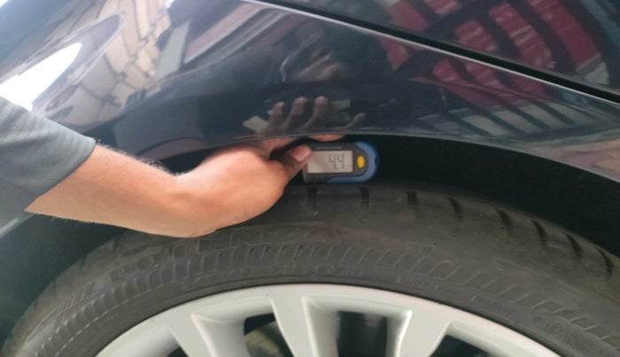 2018 BMW 5 Series 520D LUXURY LINE, Diesel, Automatic, 37,951 km, tyre