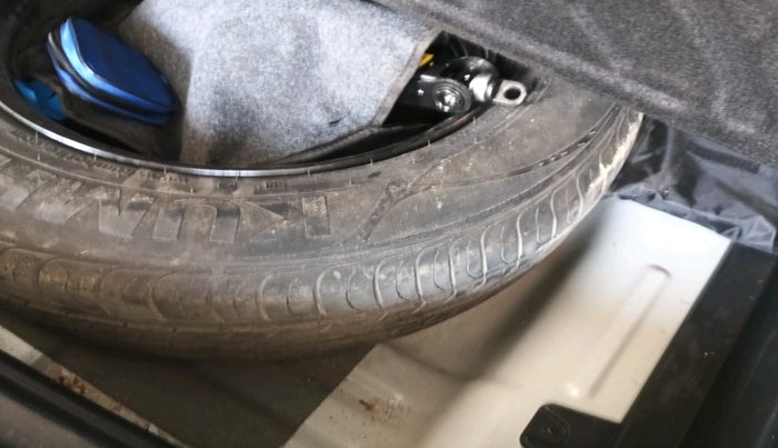 2021 KIA SELTOS HTK PLUS 1.5, Petrol, Manual, 25,413 km, tyre