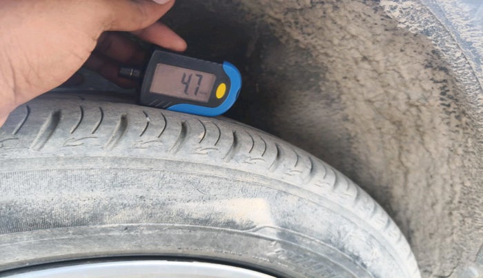 2020 Maruti Vitara Brezza VXI, Petrol, Manual, 47,297 km, tyre