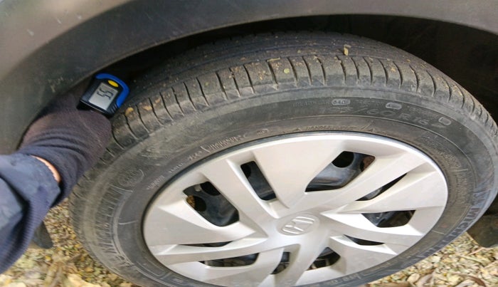 2017 Honda WR-V 1.2L I-VTEC S MT, Petrol, Manual, 31,986 km, tyre