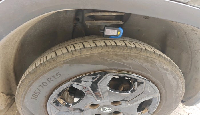 2024 Tata PUNCH ACCOMPLISHED AMT, Petrol, Automatic, 15,910 km, tyre