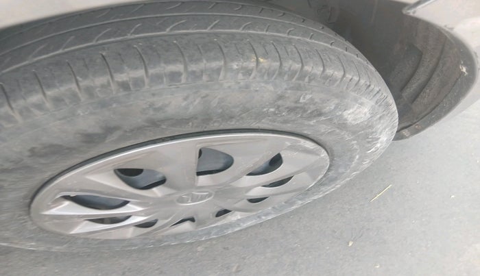 2017 Maruti Swift VDI (O), Diesel, Manual, 62,641 km, tyre