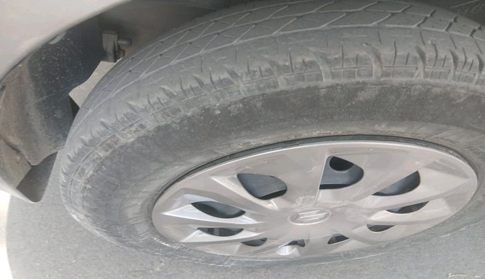 2017 Maruti Swift VDI (O), Diesel, Manual, 62,641 km, tyre