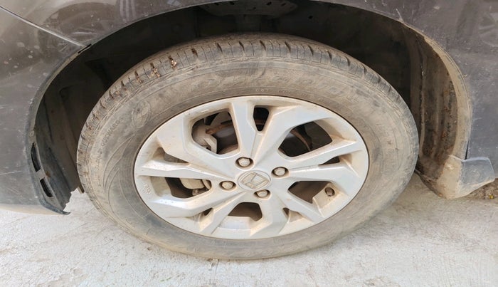 2019 Honda Amaze 1.2L I-VTEC VX, CNG, Manual, 52,216 km, tyre