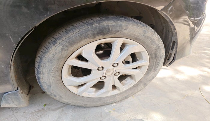 2019 Honda Amaze 1.2L I-VTEC VX, CNG, Manual, 52,216 km, tyre