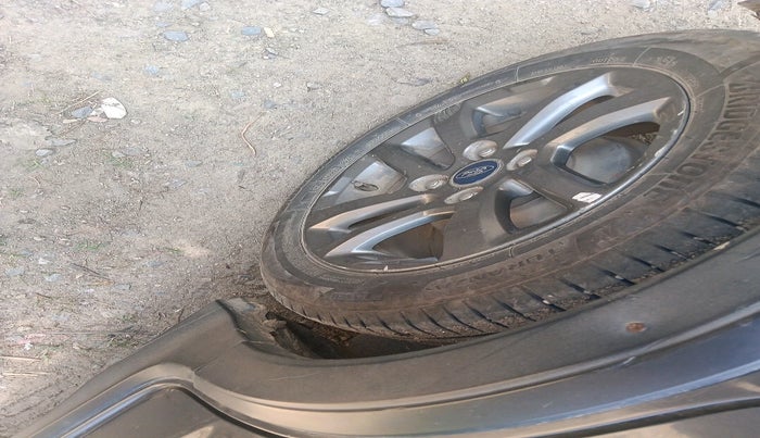 2018 Ford FREESTYLE TITANIUM 1.5 DIESEL, Diesel, Manual, 1,92,484 km, tyre