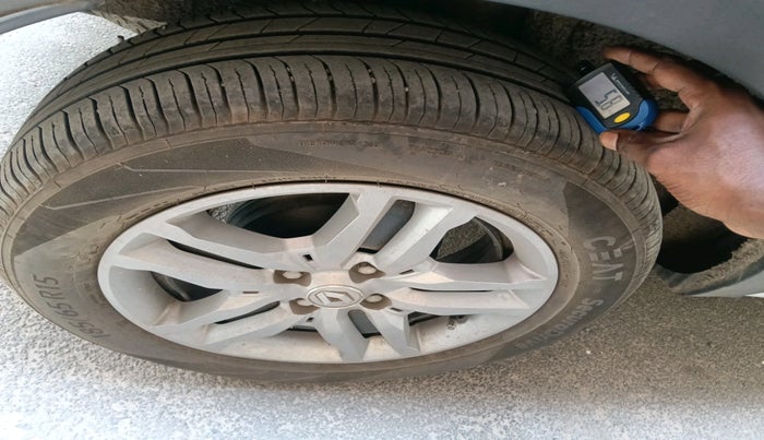 2023 Renault TRIBER RXZ, Petrol, Manual, 14,858 km, tyre