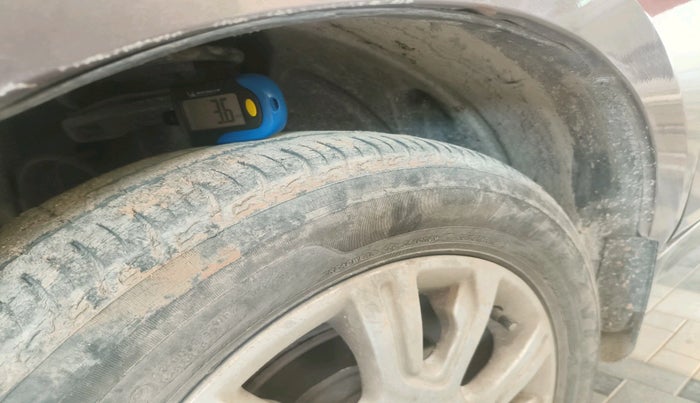 2017 Tata Tiago XZA PETROL, Petrol, Automatic, 85,666 km, tyre