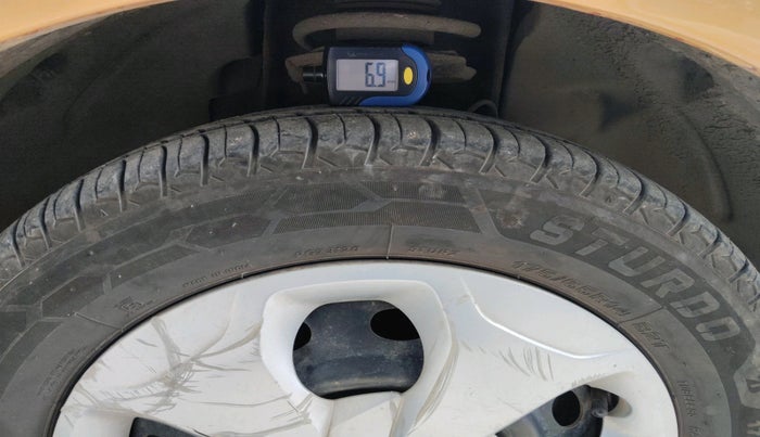 2018 Tata Tiago XZ PETROL, Petrol, Manual, 29,283 km, tyre