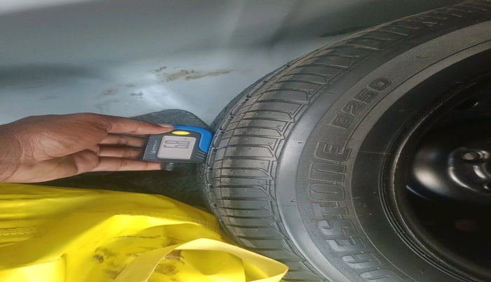 2022 Honda City 1.5L I-VTEC SV, Petrol, Manual, 1,05,923 km, tyre