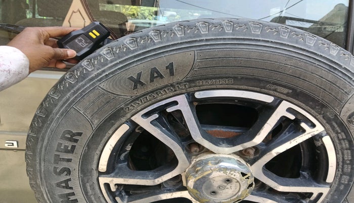 2017 Mahindra Bolero POWER PLUS ZLX, Diesel, Manual, 1,27,650 km, tyre