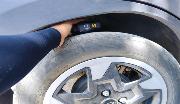 2025 Hyundai EXTER SX 1.2 MT Hy-CNG Duo , CNG, Manual, 18,789 km, tyre