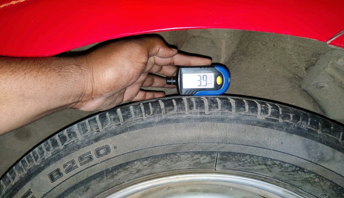 2010 Hyundai i10 ERA 1.1, Petrol, Manual, 32,426 km, tyre