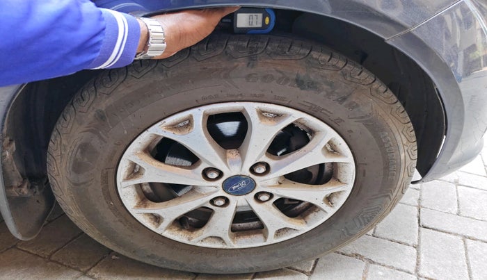 2012 Ford Figo TITANIUM 1.2 PETROL, Petrol, Manual, 61,682 km, tyre