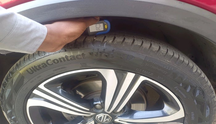 2022 MG ASTOR SHARP 1.5 CVT, Petrol, Automatic, 50,162 km, tyre