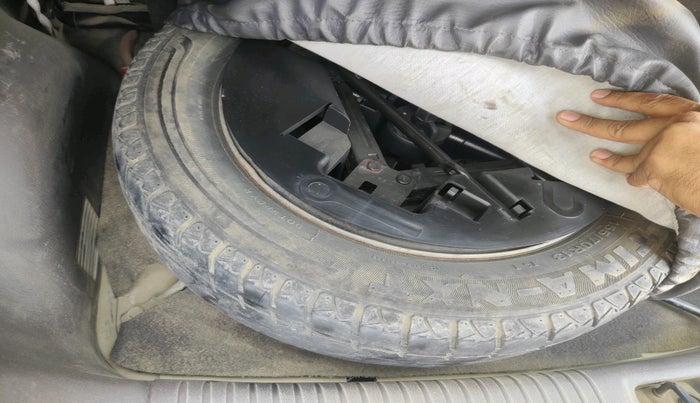 2011 Hyundai Santro Xing GLS LPG, Petrol, Manual, 90,903 km, tyre