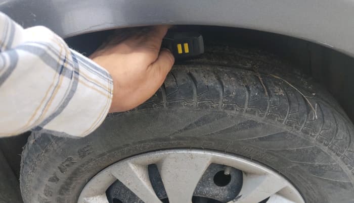 2012 Maruti Swift Dzire VXI, Petrol, Manual, 92,989 km, tyre
