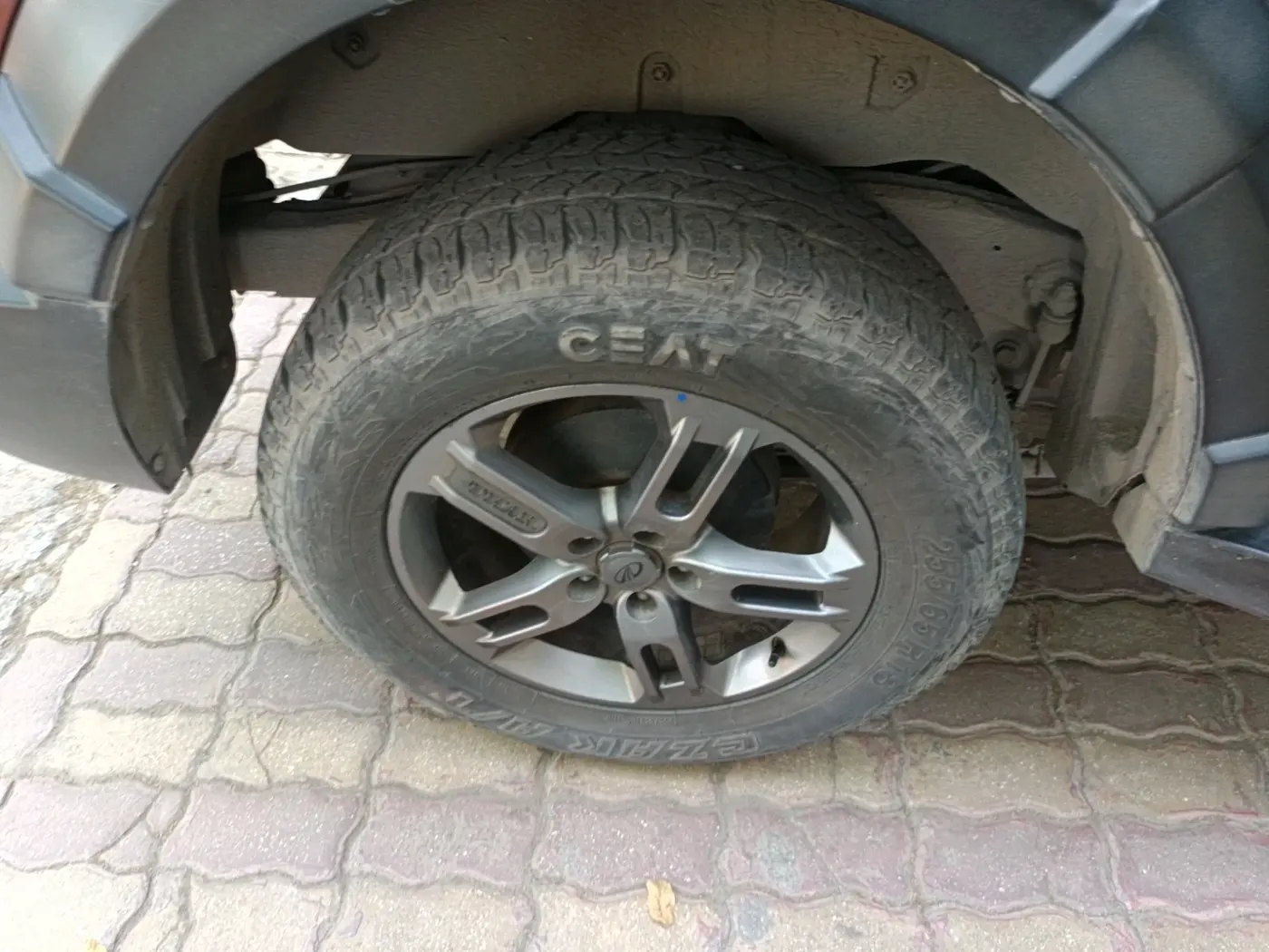 2021 Mahindra Thar LX  P 4WD AT CONVERTIBLE, Petrol, Automatic, 38,485 km, tyre