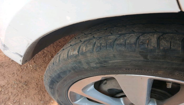 2016 Hyundai Elite i20 ASTA 1.2, Petrol, Manual, 1,75,719 km, tyre