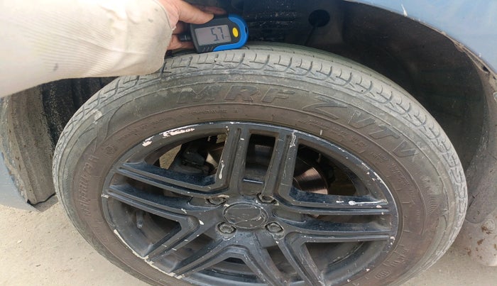 2013 Maruti Wagon R 1.0 VXI, Petrol, Manual, 97,737 km, tyre