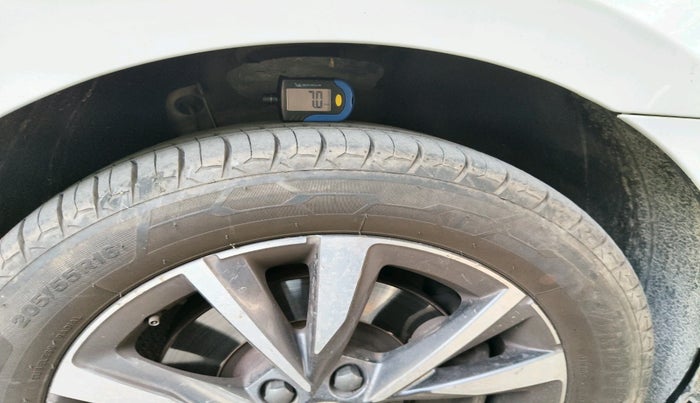 2023 Skoda SLAVIA STYLE 1.5L TSI DSG, Petrol, Automatic, 50,437 km, tyre