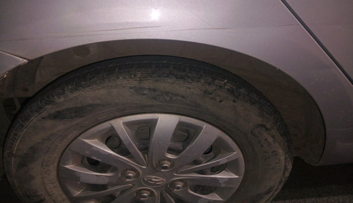 2014 Hyundai i10 SPORTZ 1.1, Petrol, Manual, 74,623 km, tyre