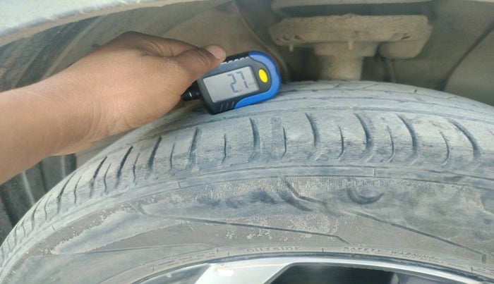 2019 Hyundai VENUE SX 1.0 (O) TURBO, Petrol, Manual, 64,558 km, tyre