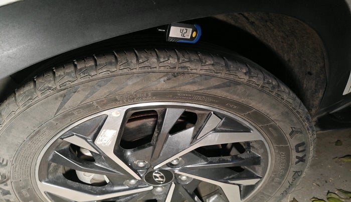 2023 Hyundai Creta SX (O) IVT 1.5 PETROL, Petrol, Automatic, 20,323 km, tyre