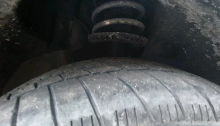 2017 Volkswagen Ameo COMFORTLINE 1.5L, Diesel, Manual, 60,256 km, tyre