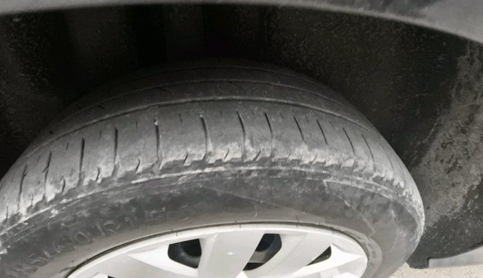 2017 Volkswagen Ameo COMFORTLINE 1.5L, Diesel, Manual, 60,256 km, tyre