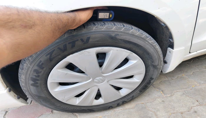 2017 Maruti Ertiga VXI, Petrol, Manual, 23,598 km, tyre