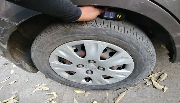 2014 Honda Brio S MT, Petrol, Manual, 50,245 km, tyre