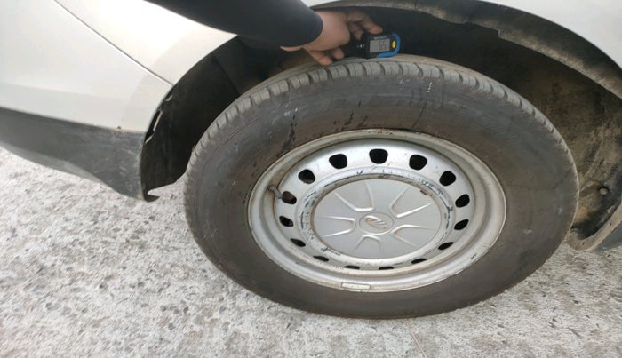 2022 Mahindra MARAZZO M2 7STR, Diesel, Manual, 2,43,752 km, tyre