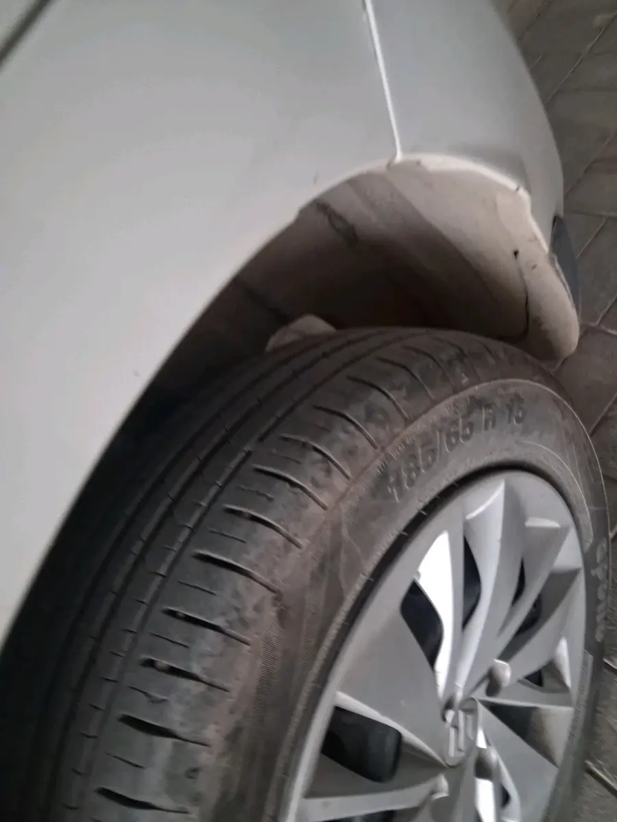 2024 Maruti Baleno SIGMA PETROL 1.2, Petrol, Manual, 33,548 km, tyre